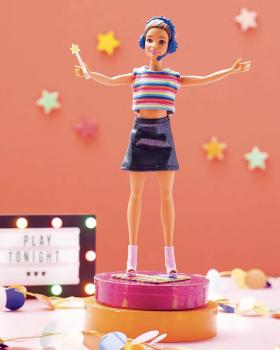 Barbie - Nouveaux vêtements à coudre pour Barbie et Ken - Tissushop